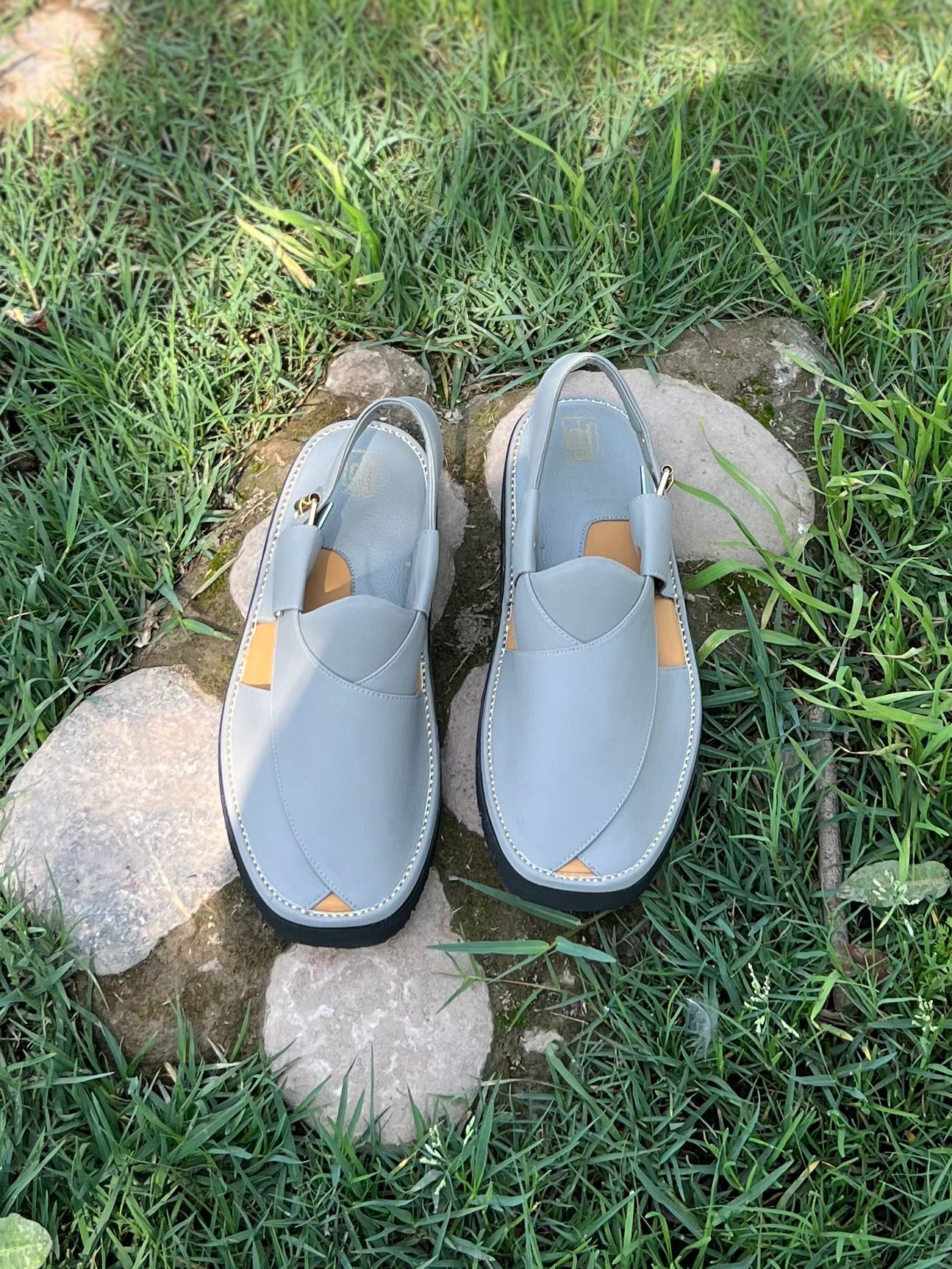 Royal Ash Gray Peshawari Chappal – Sketcher Sole