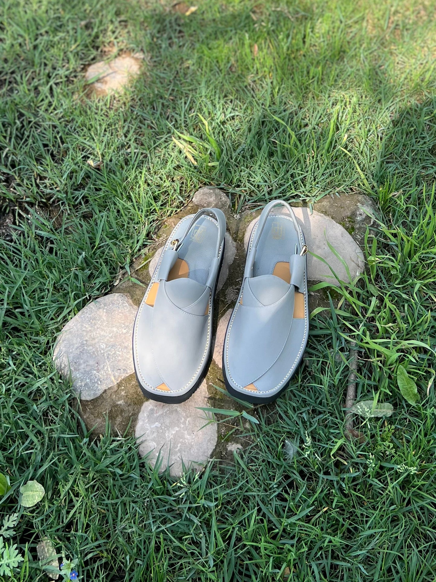 Royal Ash Gray Peshawari Chappal – Sketcher Sole