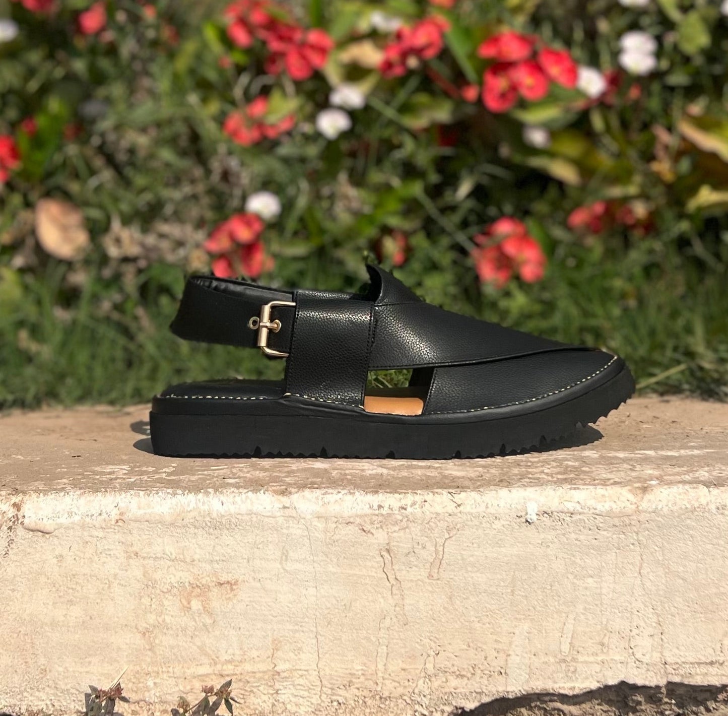 Royal Dotted Black Peshawari Chappal - Sketcher Sole