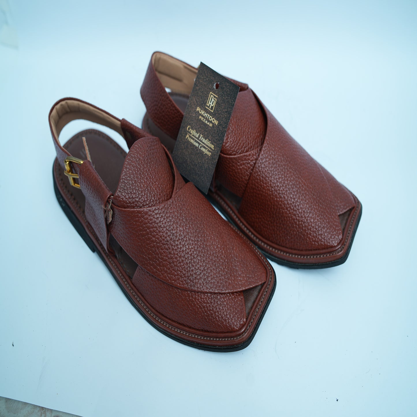 Doted Burgundy Peshawari Chappal