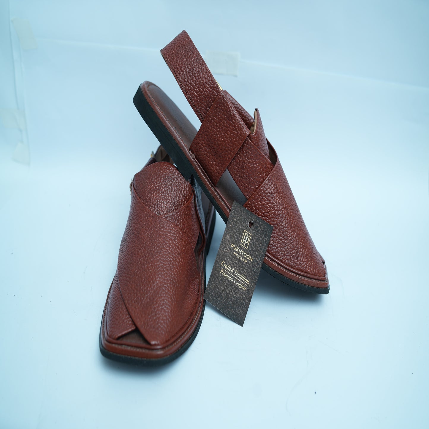 Doted Burgundy Peshawari Chappal
