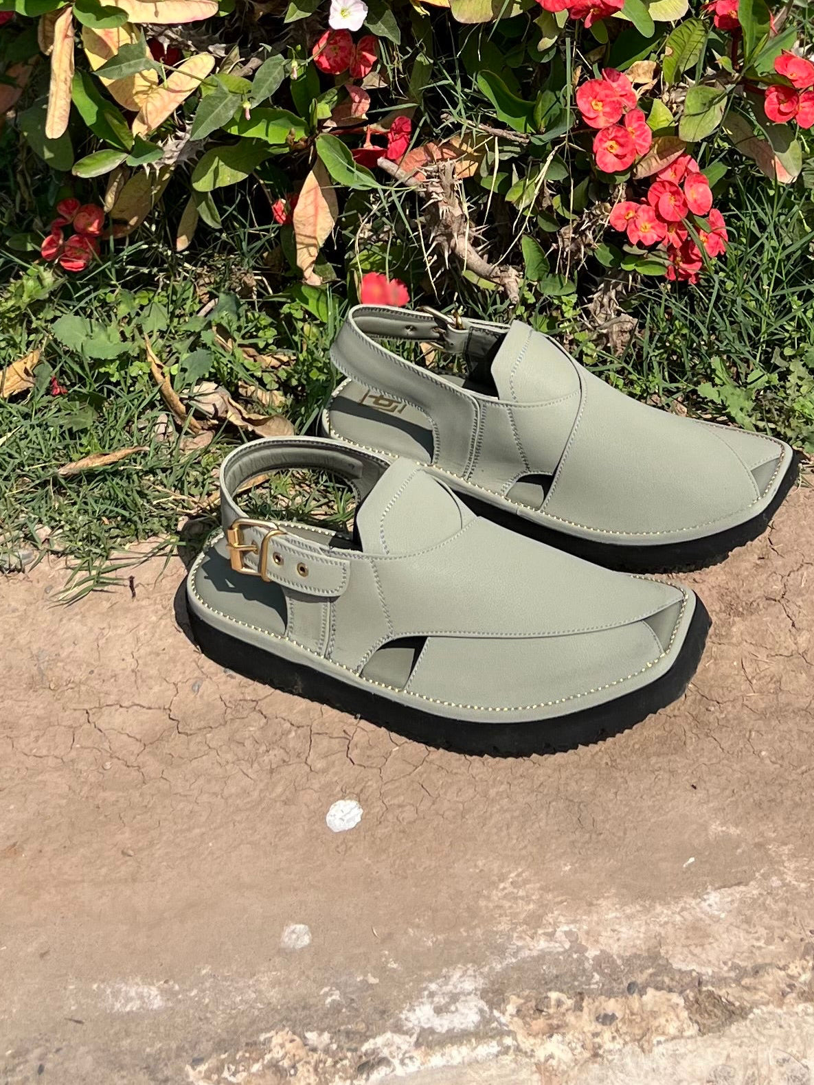 Royal Strap Pastel Green Peshawari Chappal  – Sketcher Sole